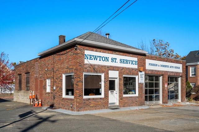 255 Newton Street – Waltham, MA